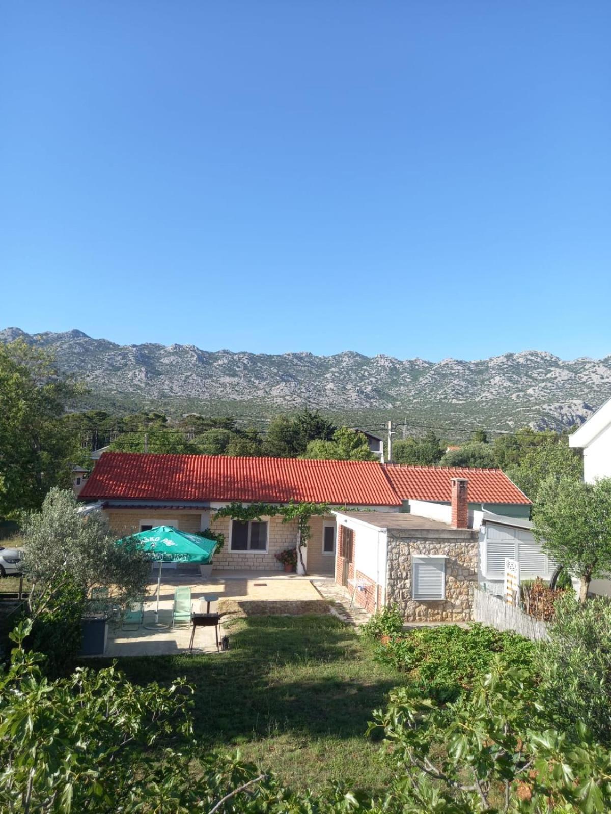 Holiday Home Zeljko,Marija & Jakov Стариград-Пакленица Екстериор снимка