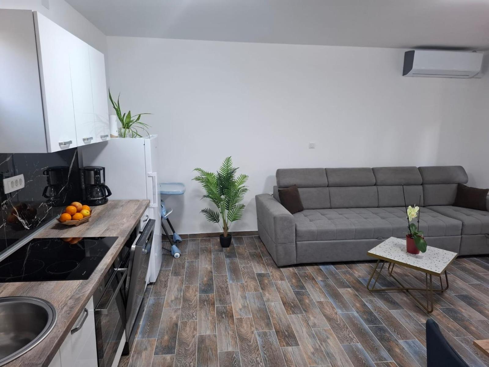 Holiday Home Zeljko,Marija & Jakov Стариград-Пакленица Екстериор снимка